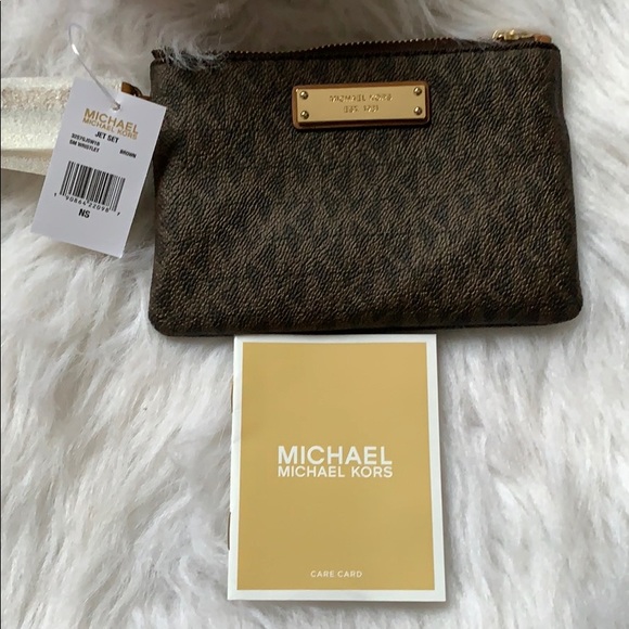🤎 MICHAEL KORS Jet Set Wristlet - Picture 2 of 7